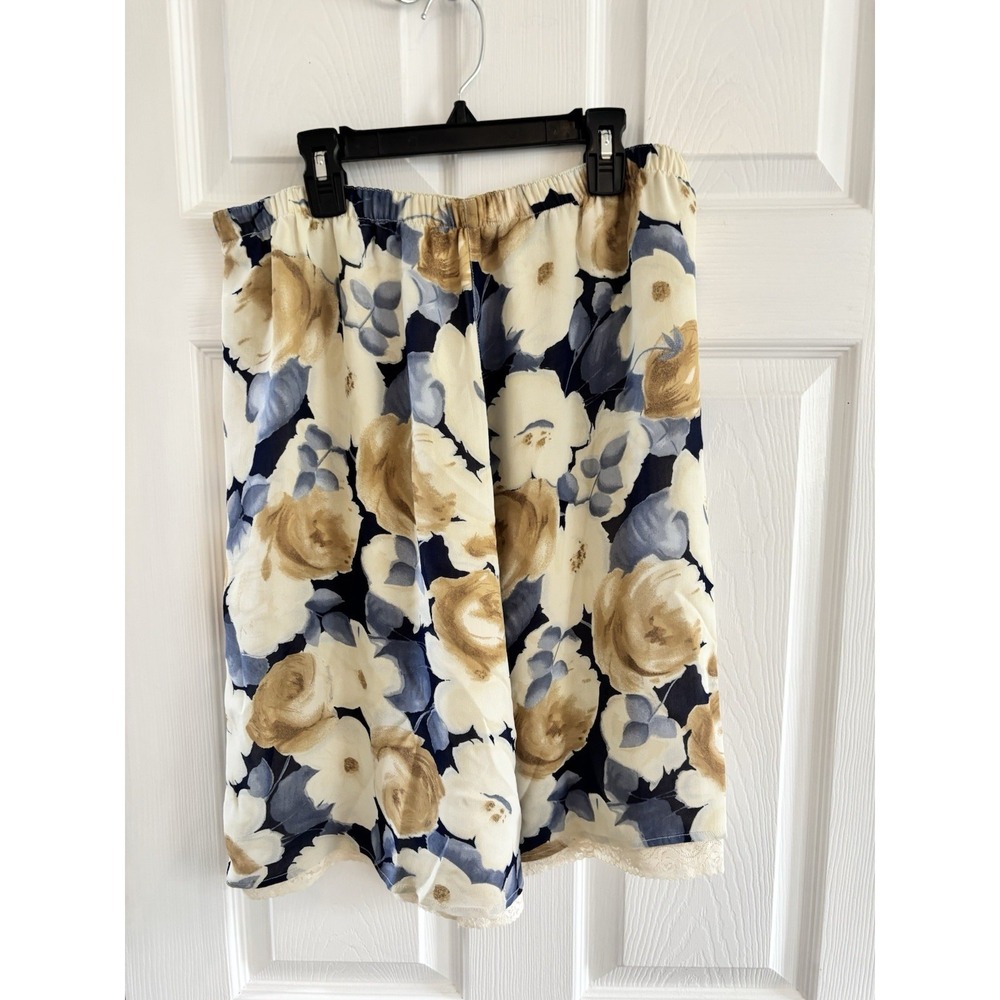 Liz Claiborne Romantic Floral Skirt With Lace Hem Detail Womens Size 12‎